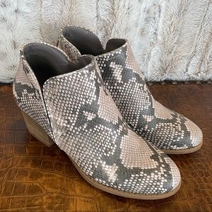 Fergie snake skin ankle booties size 7.5